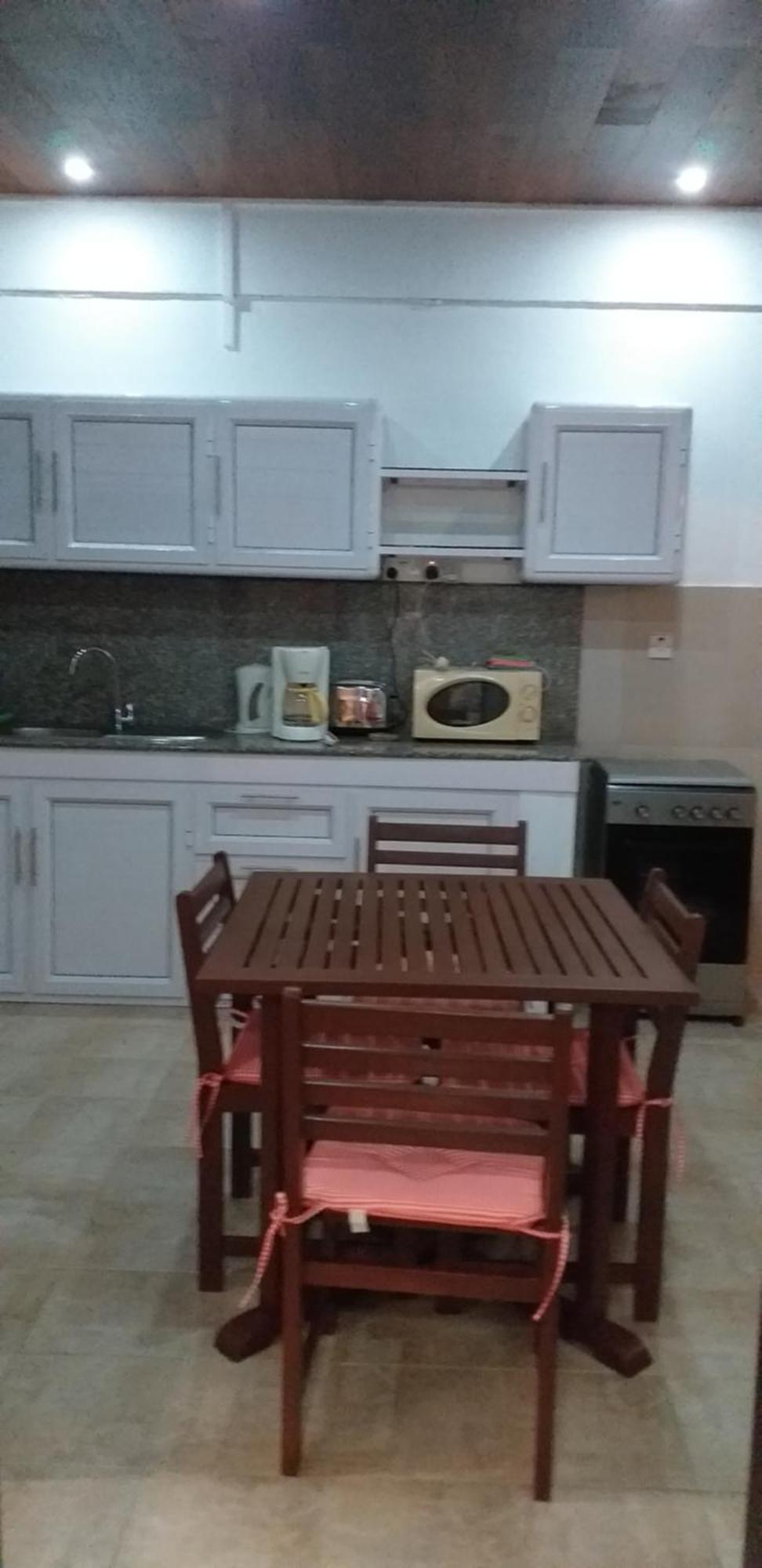Corinne Villa A 300M From The Beach กรองด์เบย์ ภายนอก รูปภาพ