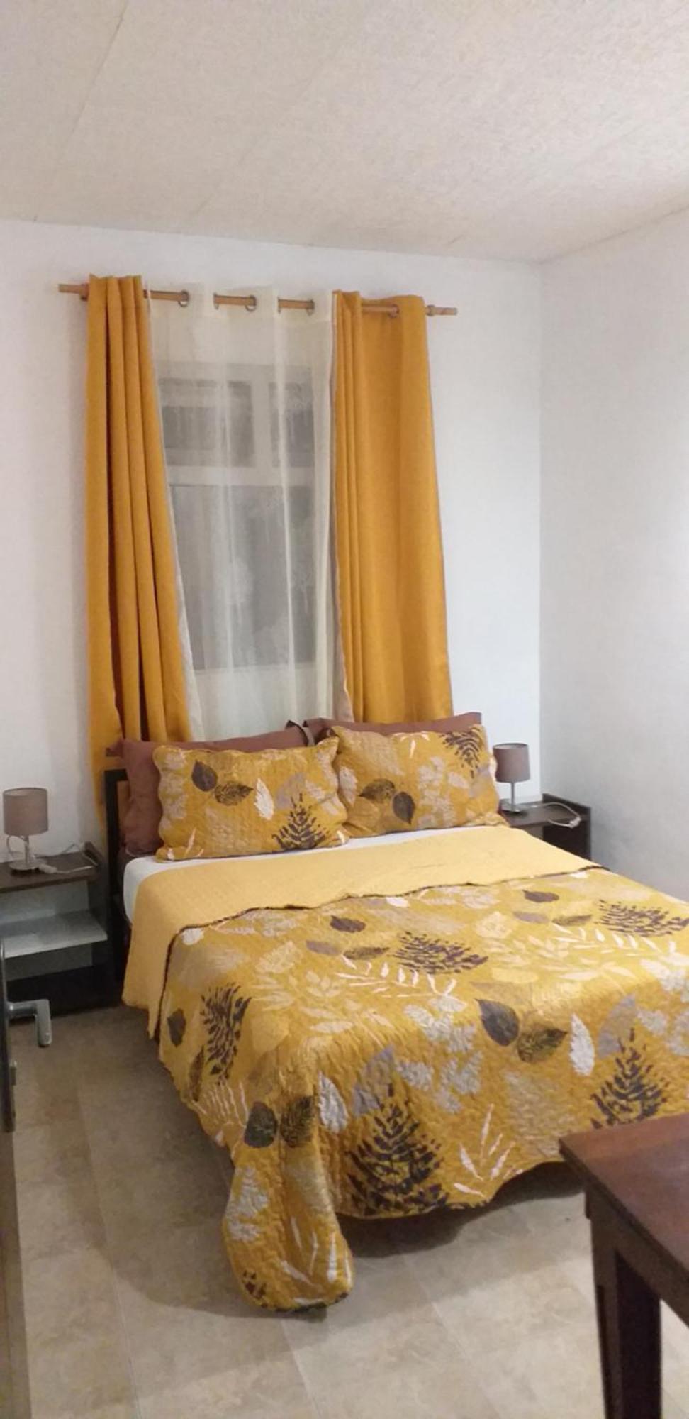 Corinne Villa A 300M From The Beach กรองด์เบย์ ภายนอก รูปภาพ
