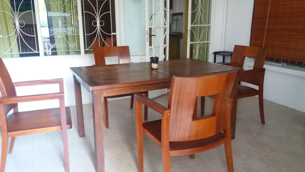 Corinne Villa A 300M From The Beach กรองด์เบย์ ภายนอก รูปภาพ